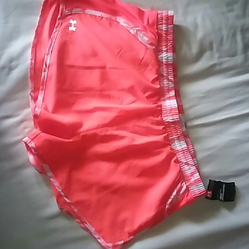 UA orange shorts